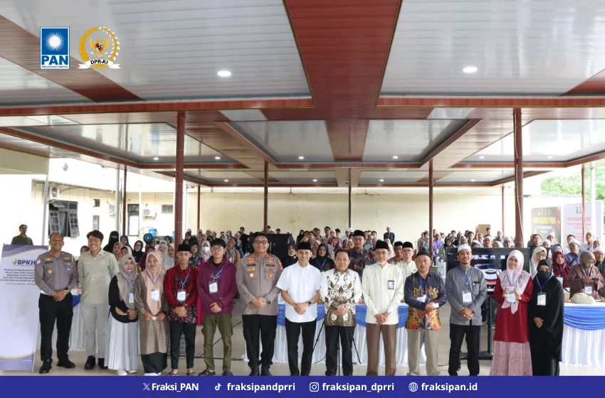 Sudian Noor Fasilitasi Ratusan Guru di Banjarbaru Terima SIM C Gratis