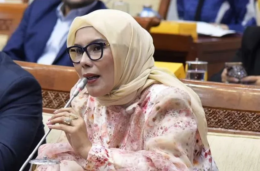 Okta Kumala Dewi Dorong Penguatan Diplomasi di Tengah Gejolak Selat Hormuz
