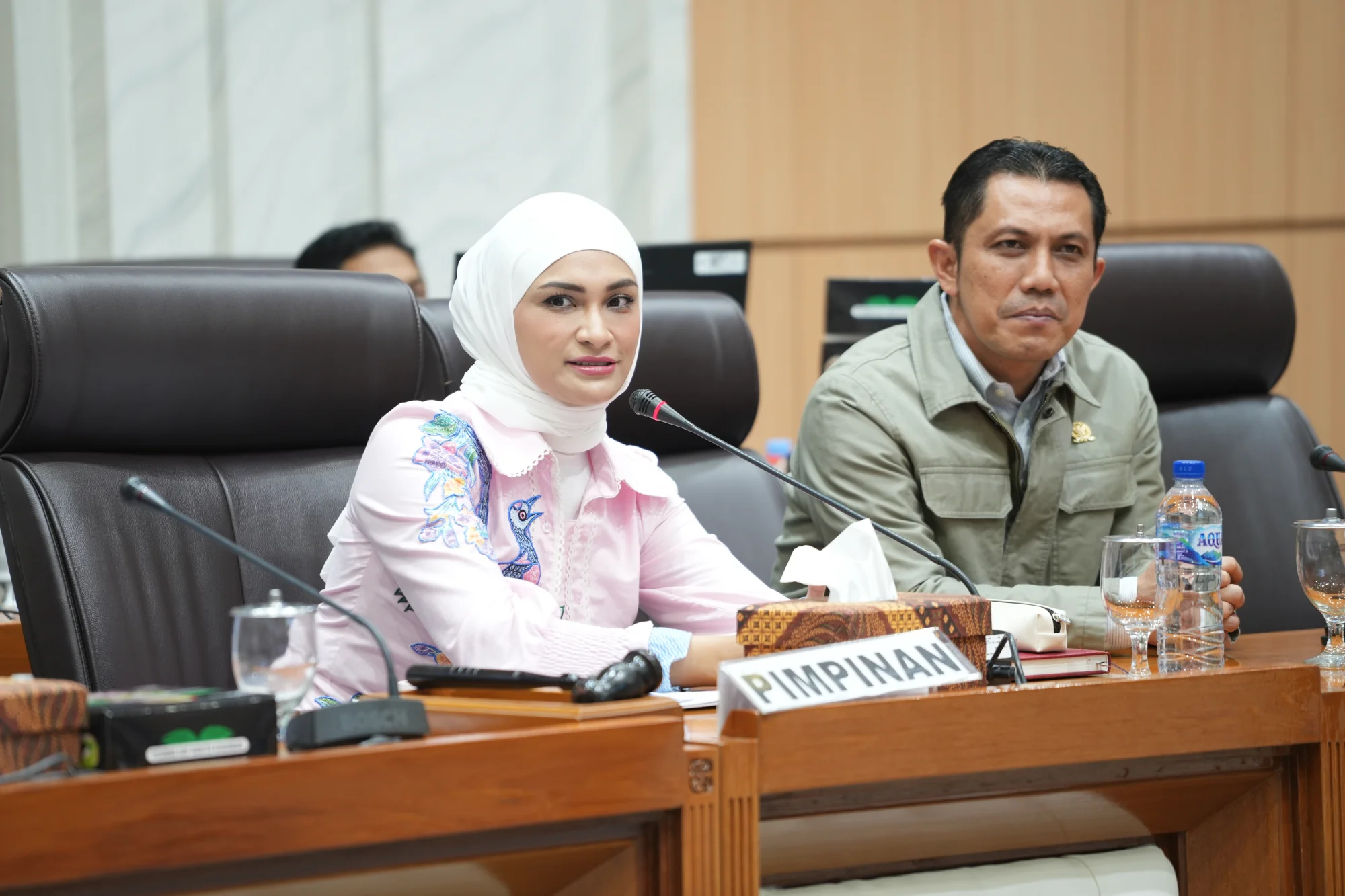 Putri Zulkifli Hasan Tinjau dan Beri Bantuan Ratusan Paket Sembako untuk Korban Banjir di Bandar Lampung
