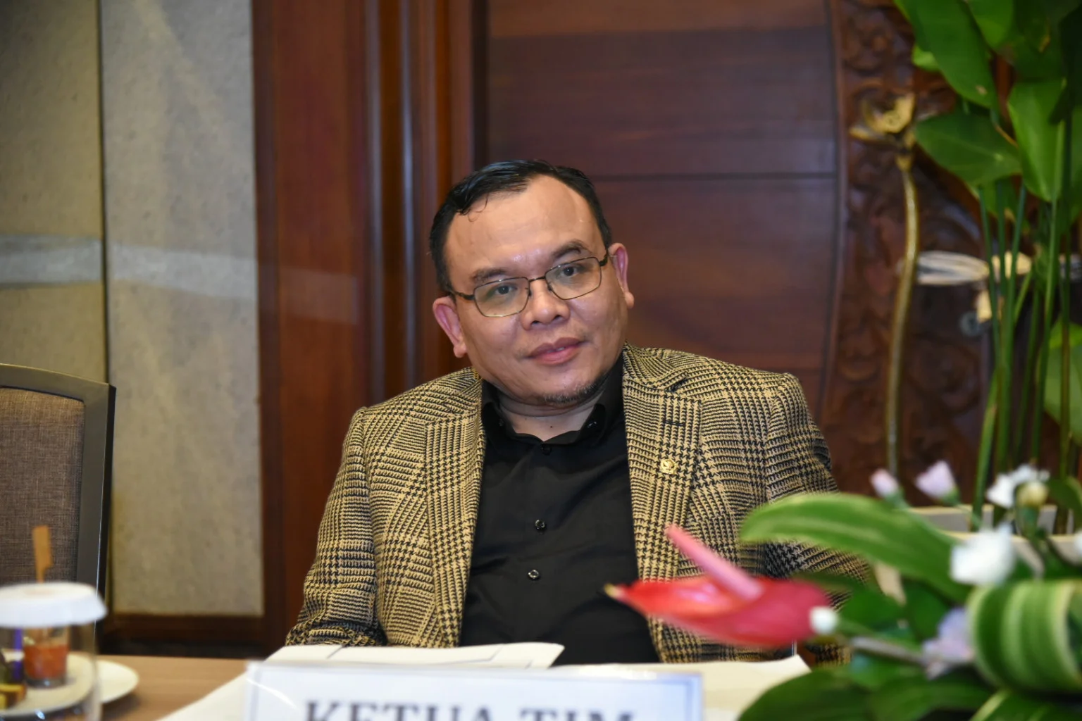 Rupiah Melemah, Saleh Daulay Ingatkan Dilema Ekonomi di Balik Fenomena Wisata Belanja Asing